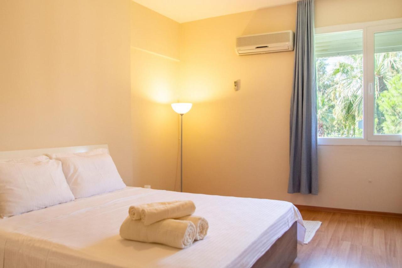 Lovely Flat Near Public Transportation In Измир Екстериор снимка